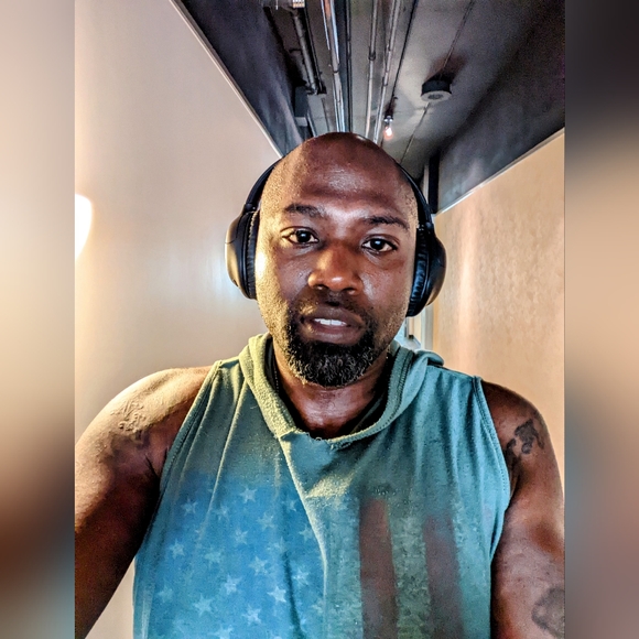 Meet your Posher, Kessler - Picture 2 of 2